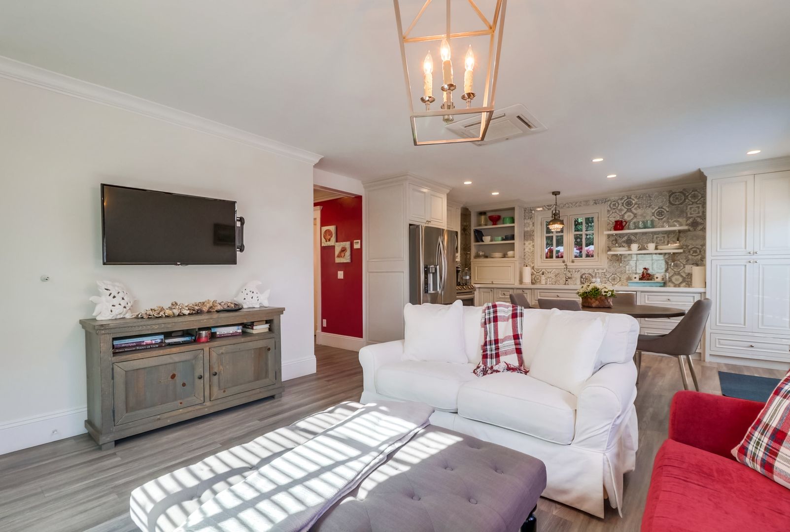 Coronado House: 961 G Ave Unit B (Back House)