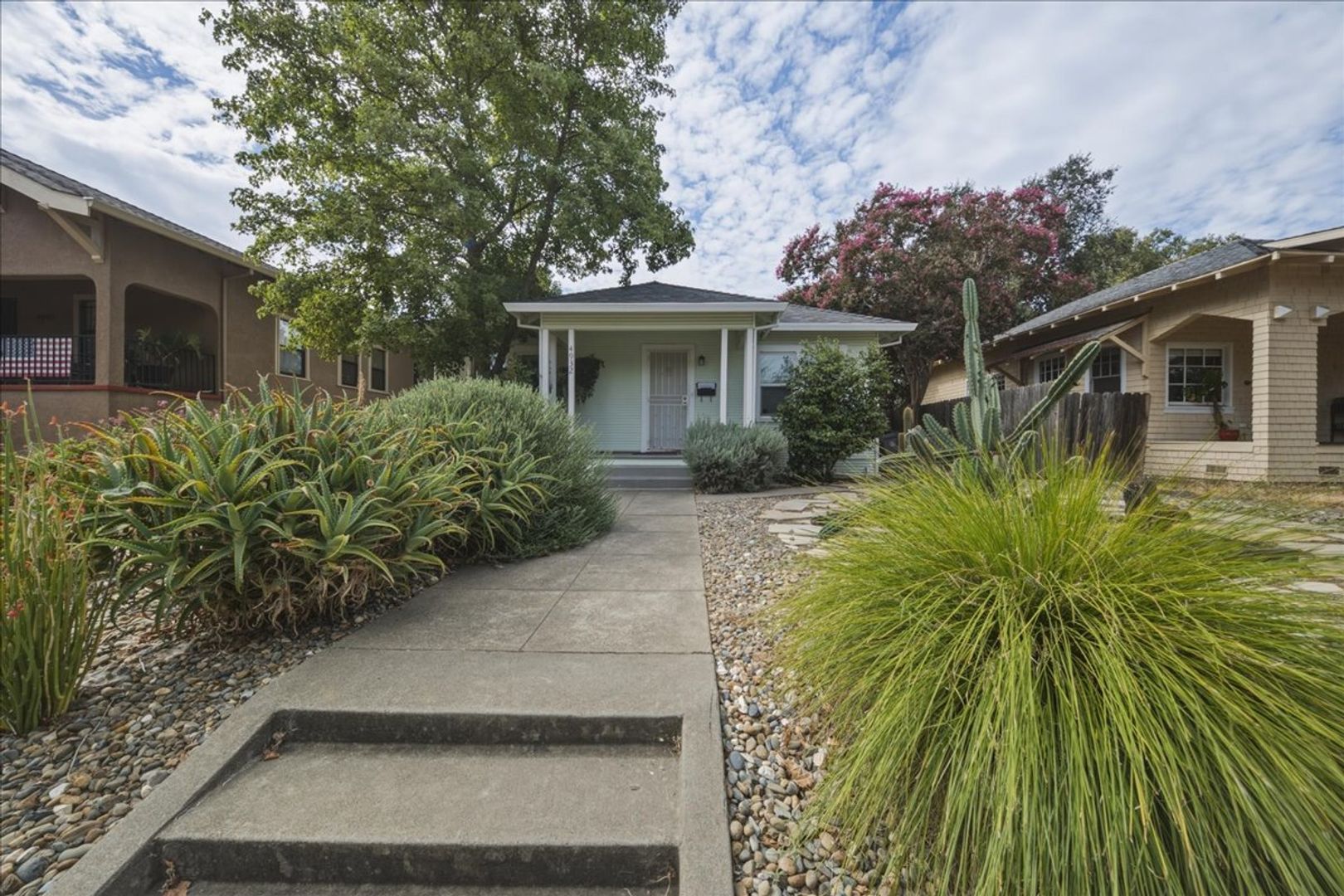 Sacramento House: 4932 11th Ave
