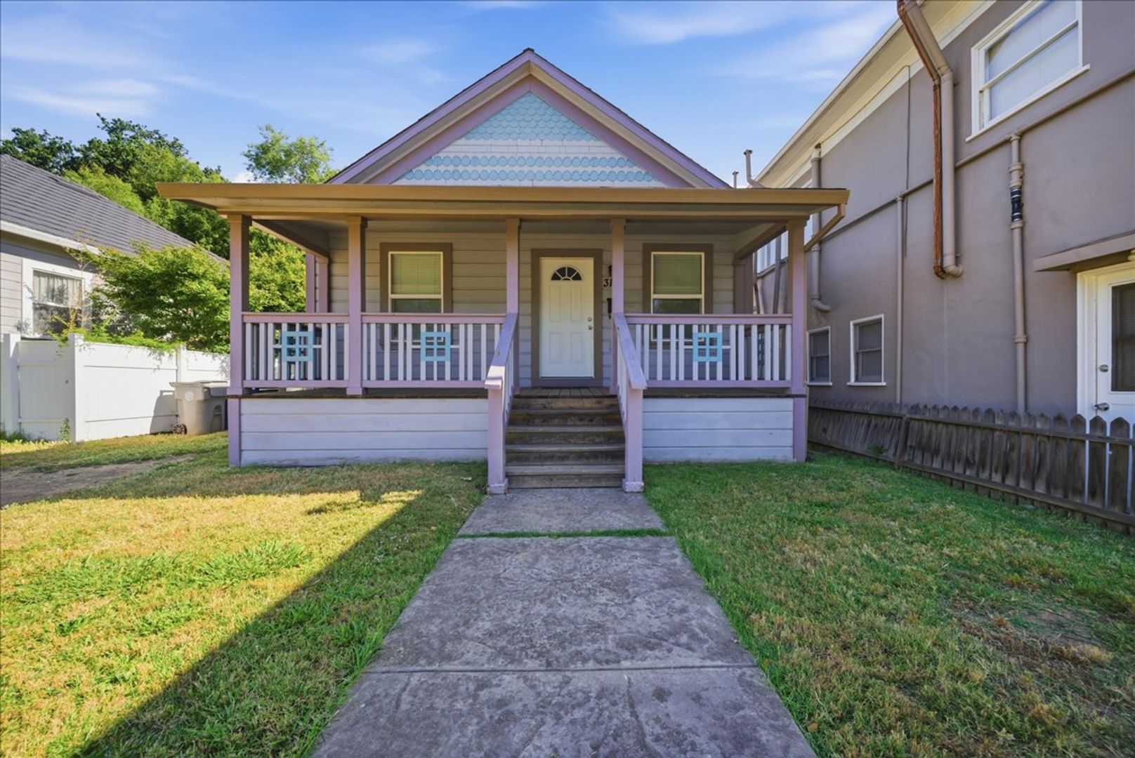Sacramento House: 3153 2nd Ave