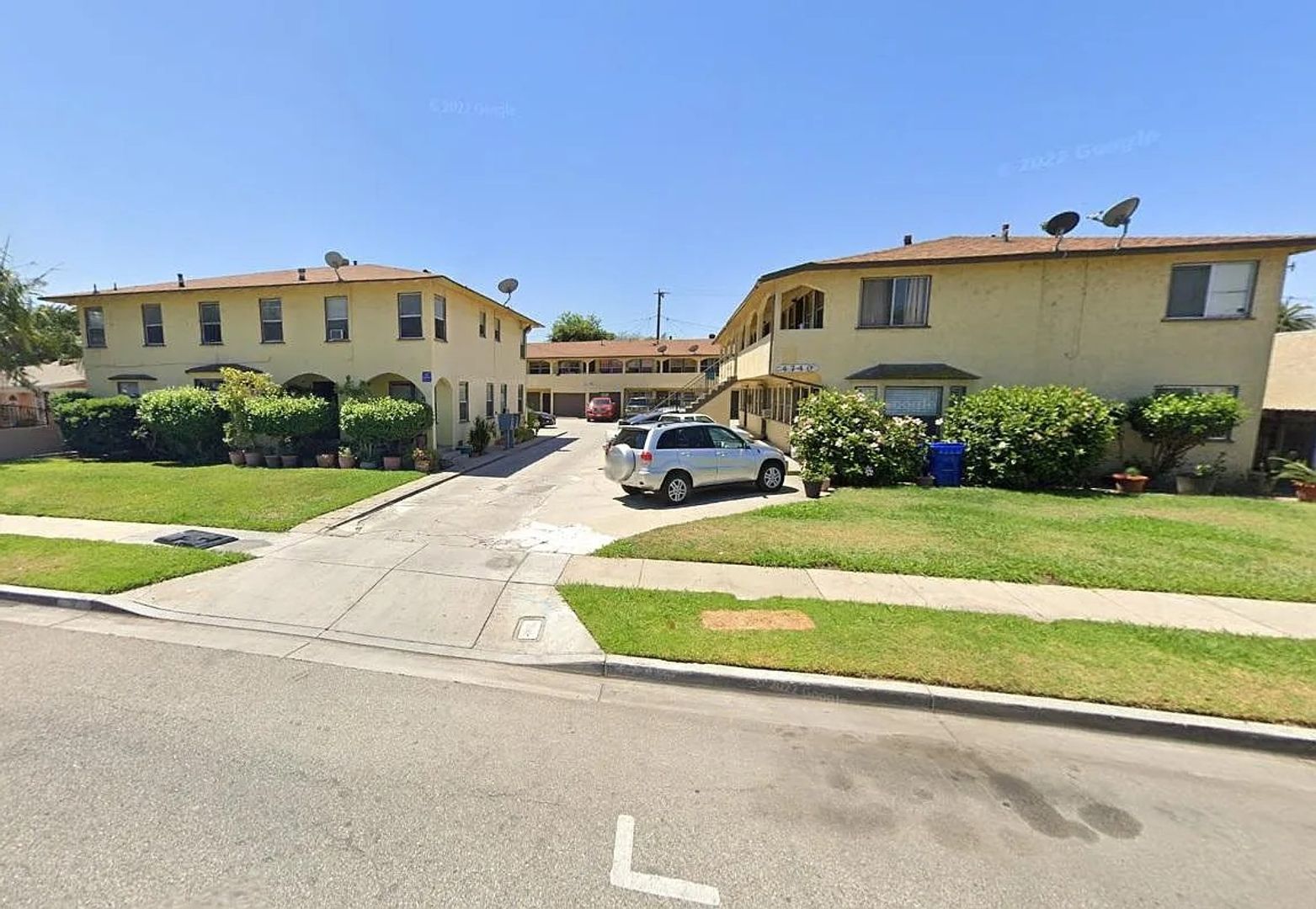 Maywood Apartment: 4740 E 56th St.