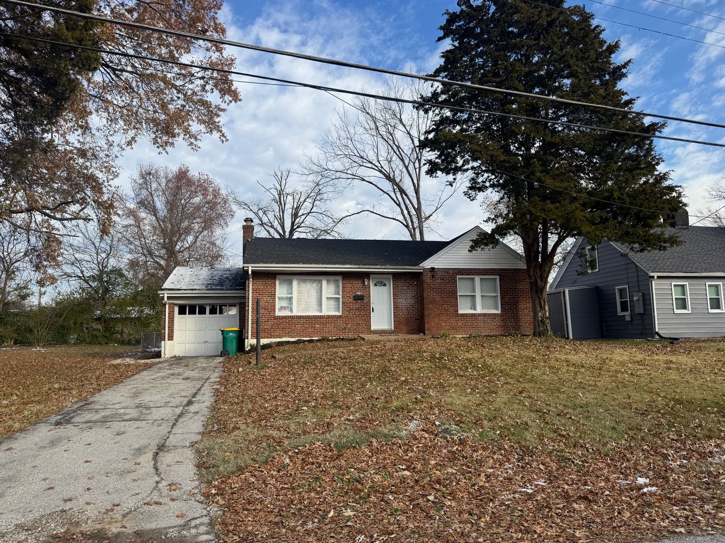 St. Louis House: 2361 Gardner Dr