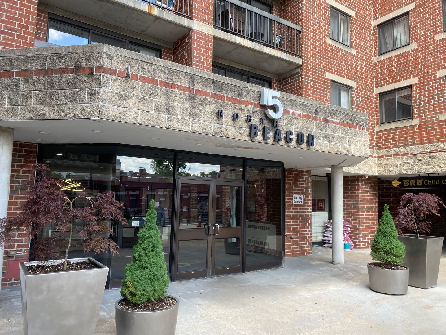 Allston Apartment: 15 North Beacon