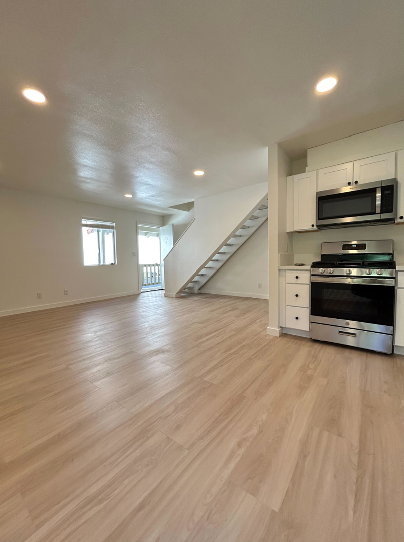 San Luis Obispo Apartment: 60 Casa Street