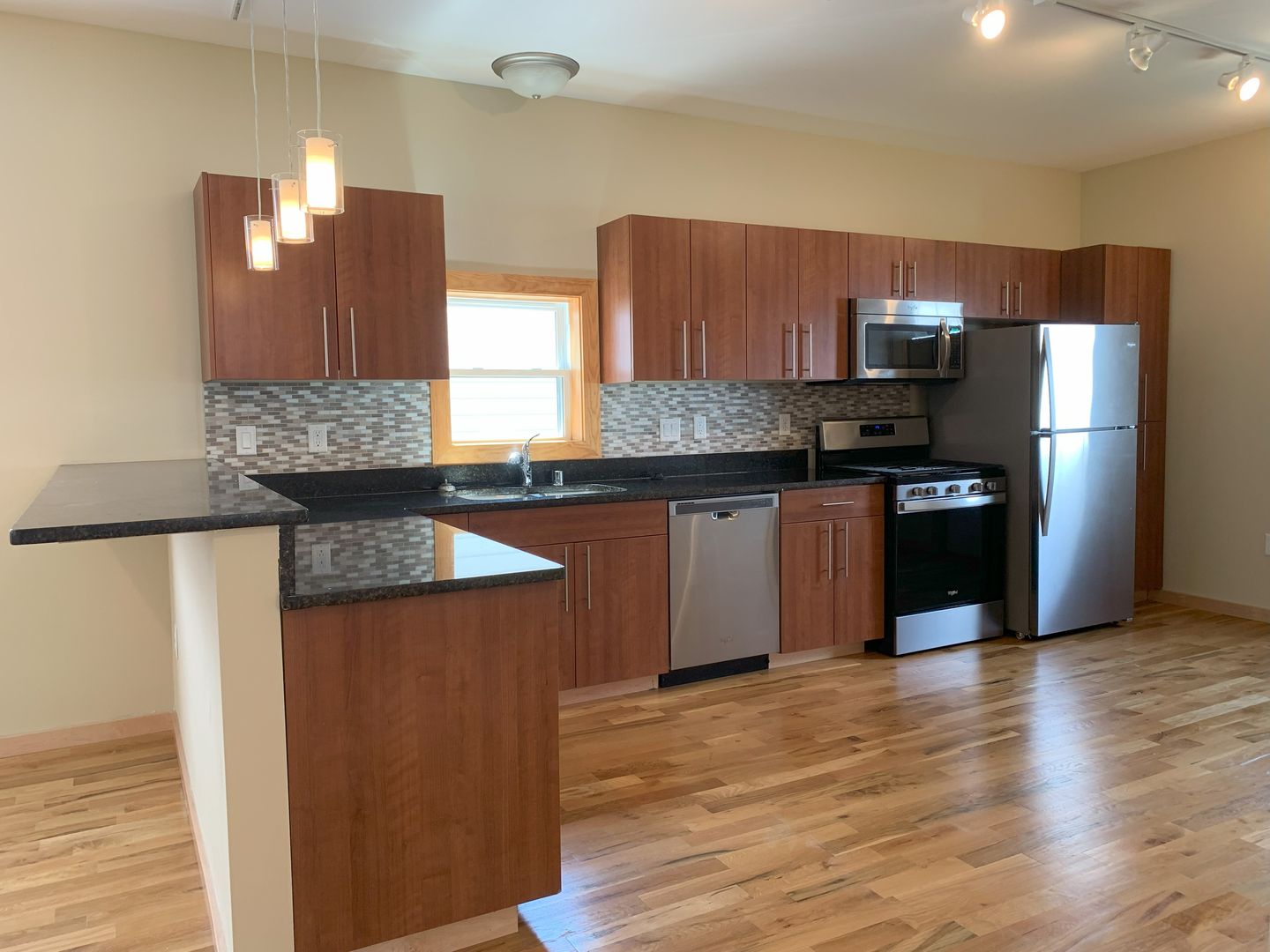 Milwaukee House: 2507 S Logan Ave