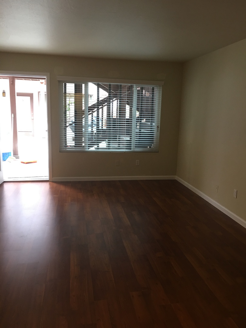 Huntington Beach Apartment: 415 15th Street
