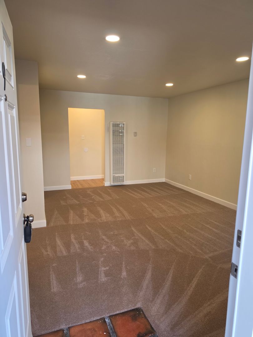 Huntington Beach Apartment: 415 15th Street