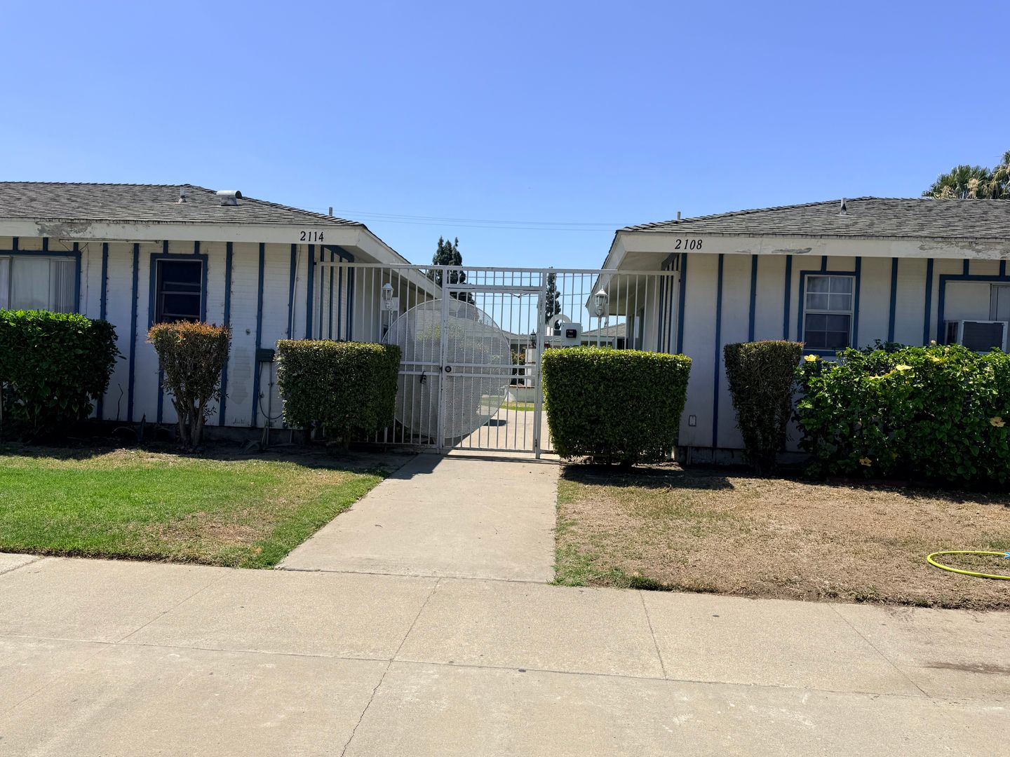 ANAHEIM Apartment: 2108 & 2114 E. ALMONT AVENUE