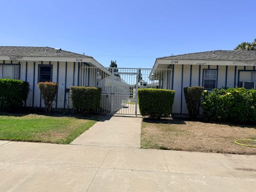 REMODEL LOWER 1 BEDROOM 1 BATH – photo 1