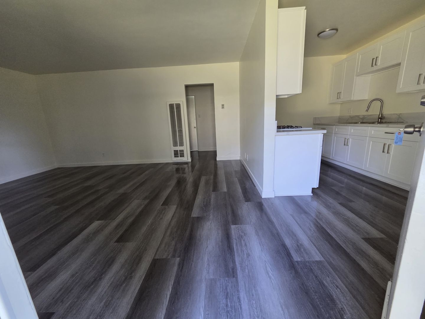 LONG BEACH Apartment: 5036 LINDEN AVENUE