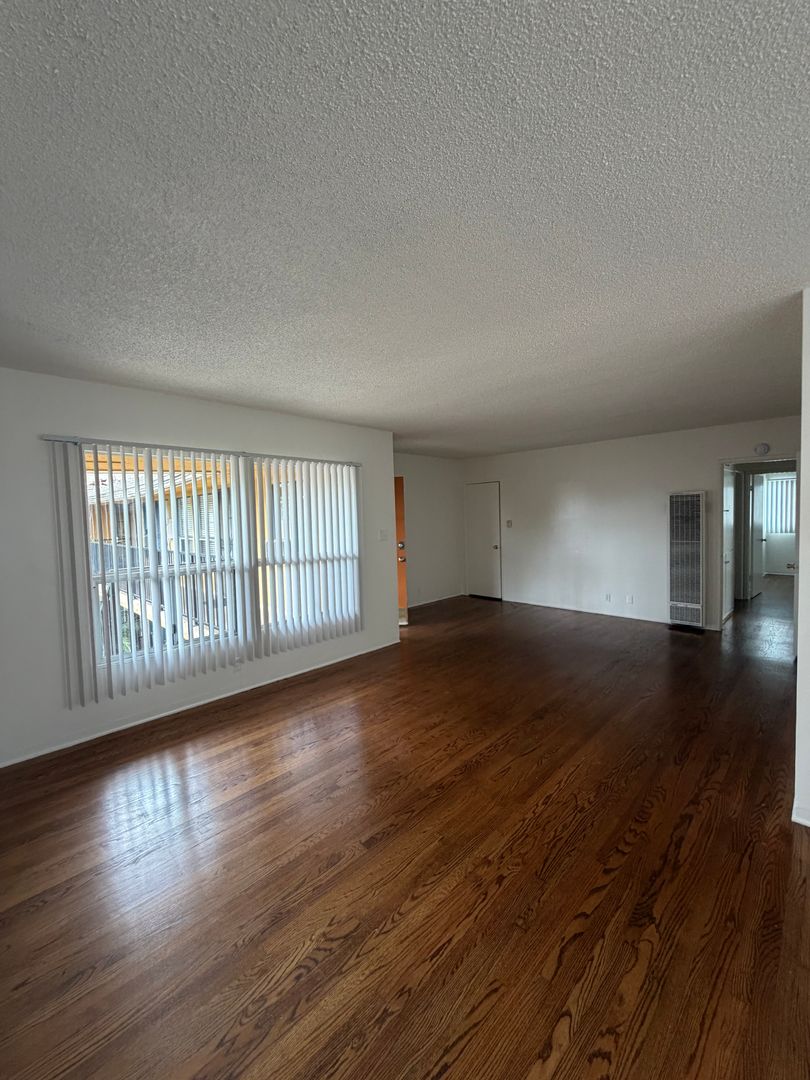 LONG BEACH Apartment: 4219 E 4TH STREET