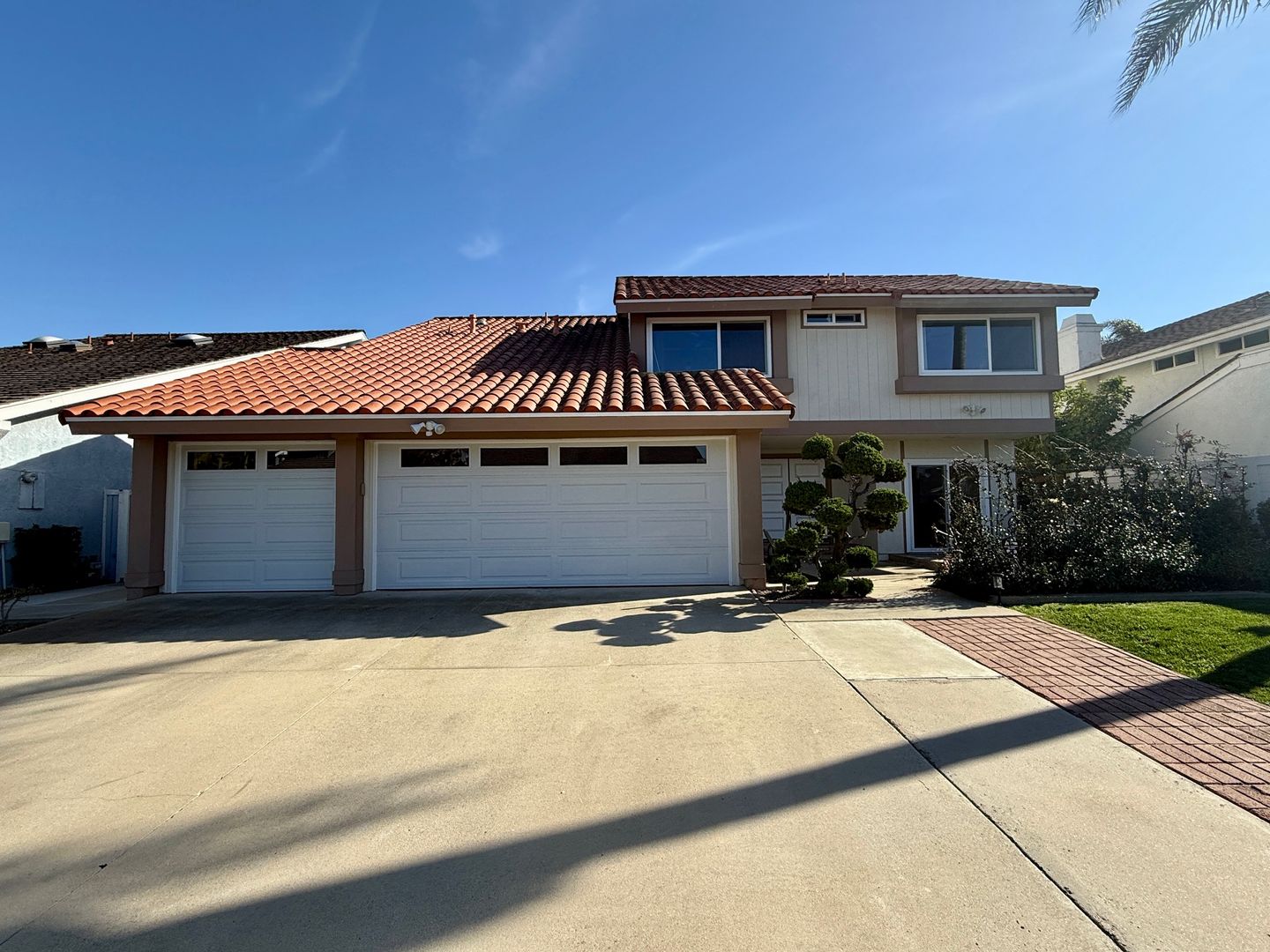 HUNTINGTON BEACH House: 18402 OXBORO LANE