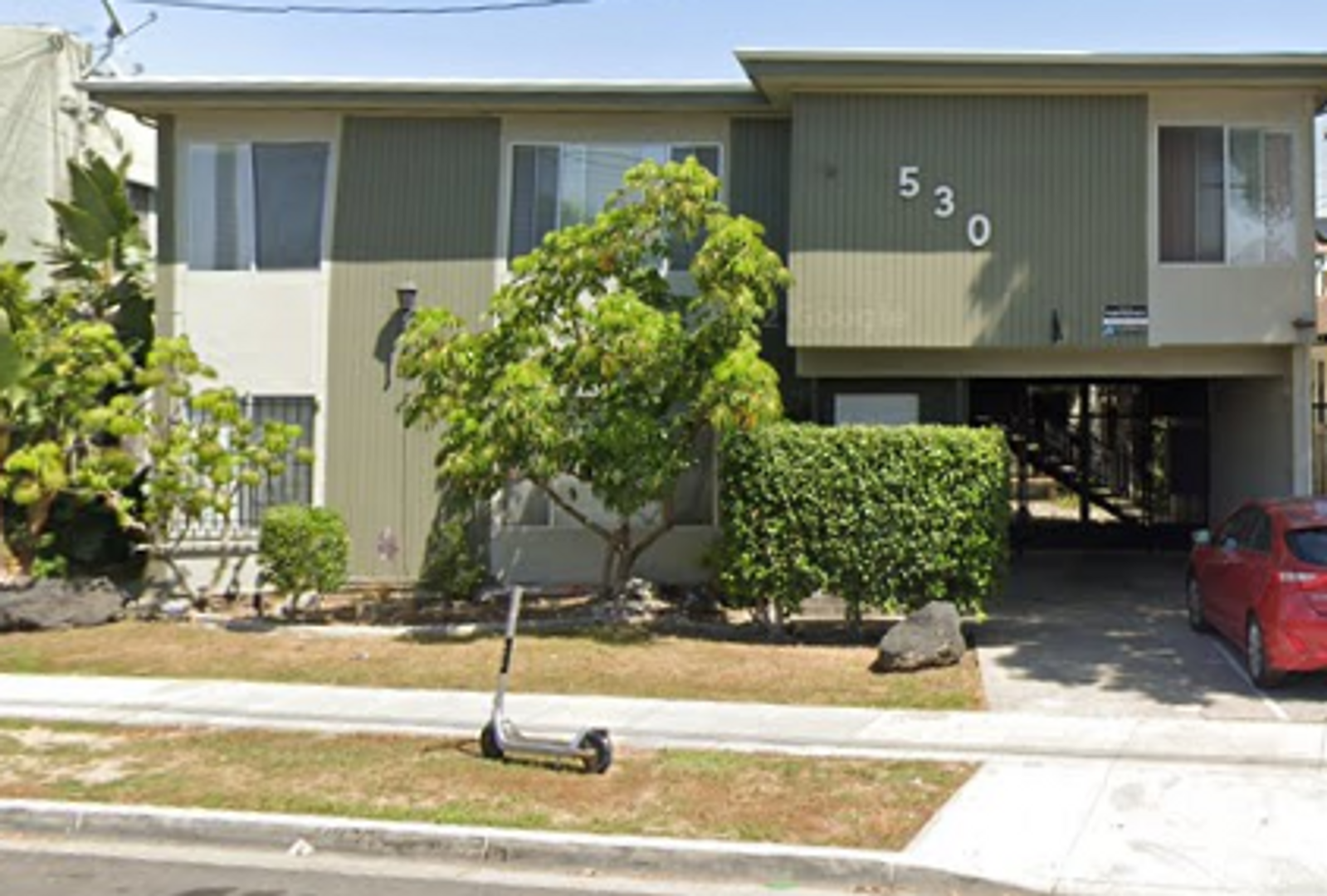 LONG BEACH Apartment: 530 JUNIPERO AVE