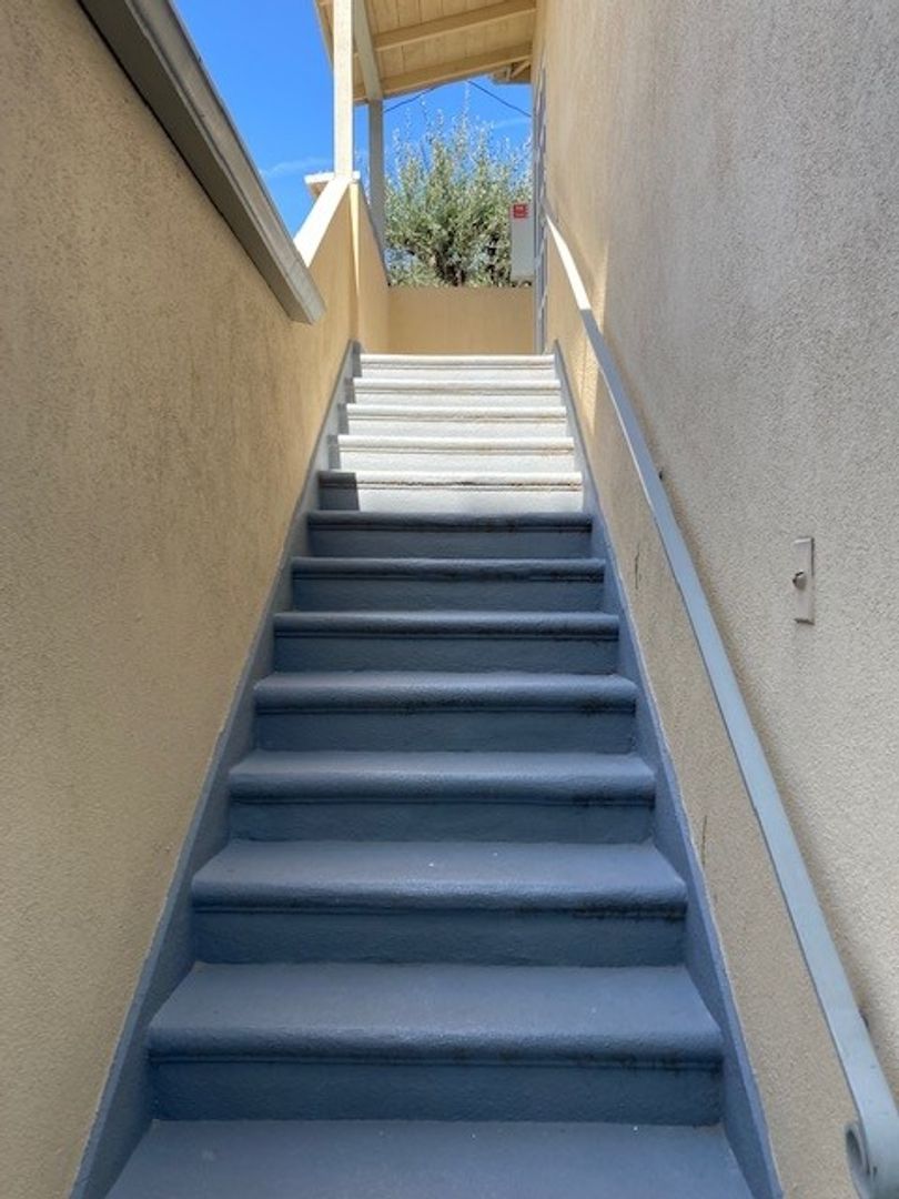 LONG BEACH Apartment: 70 ARGONNE AVENUE