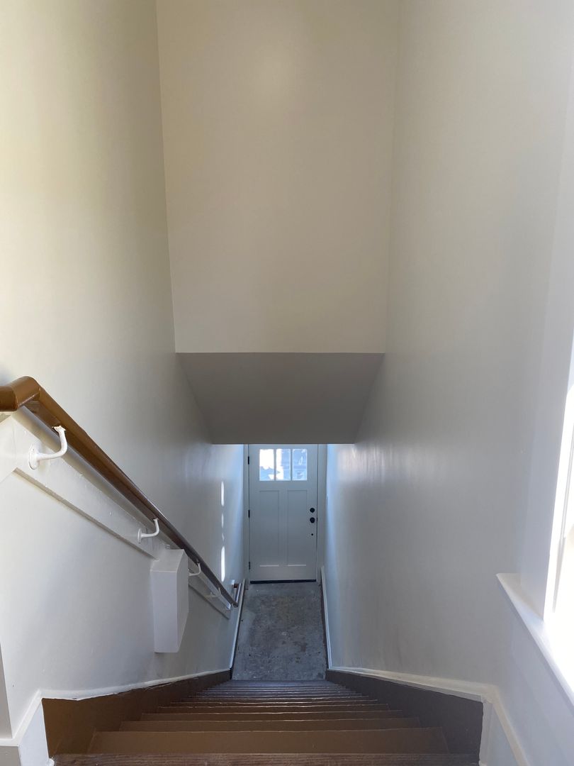 LONG BEACH Apartment: 344-346 WEST 8TH STREET