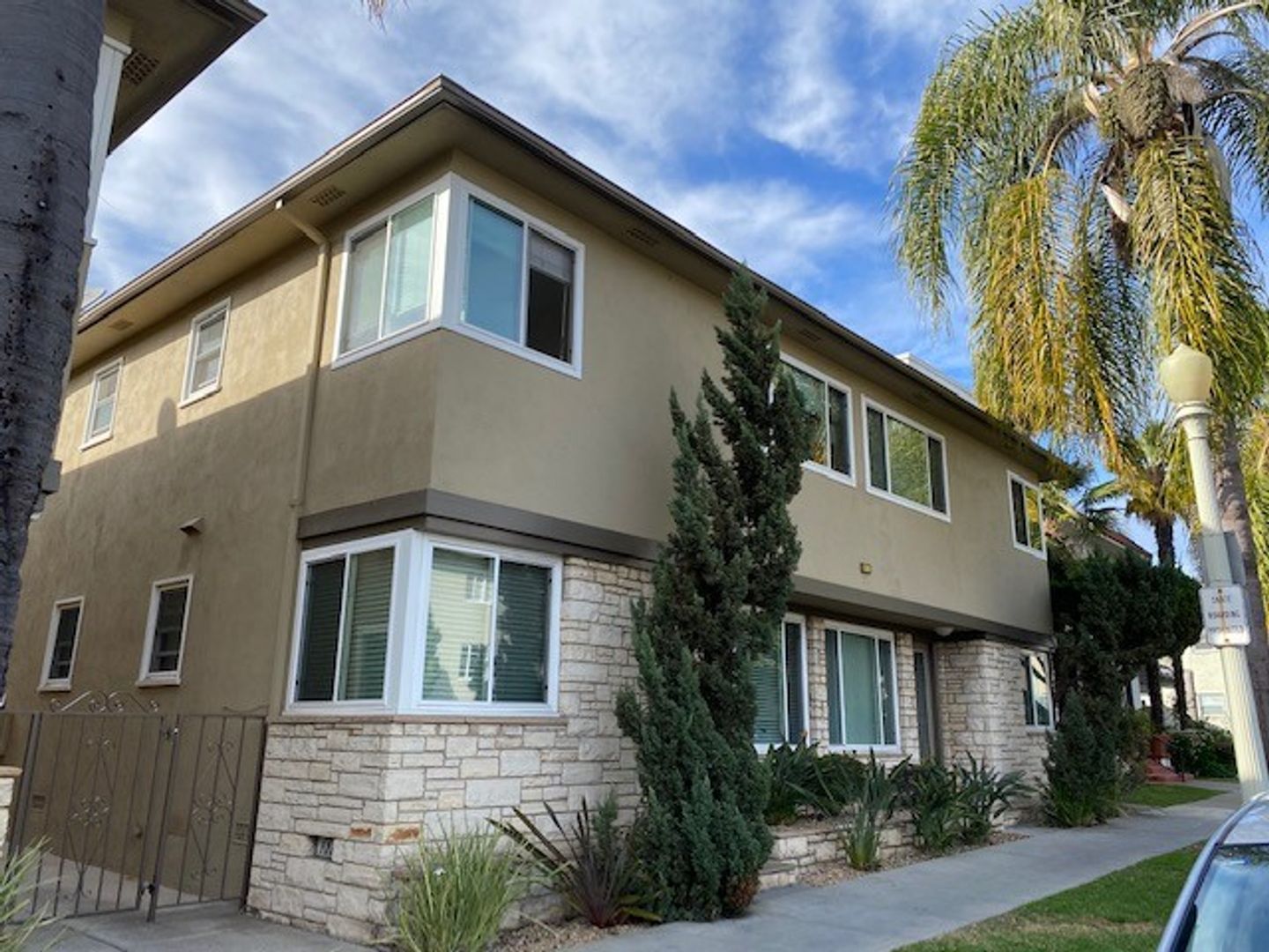 LONG BEACH Apartment: 215 BELMONT AVENUE