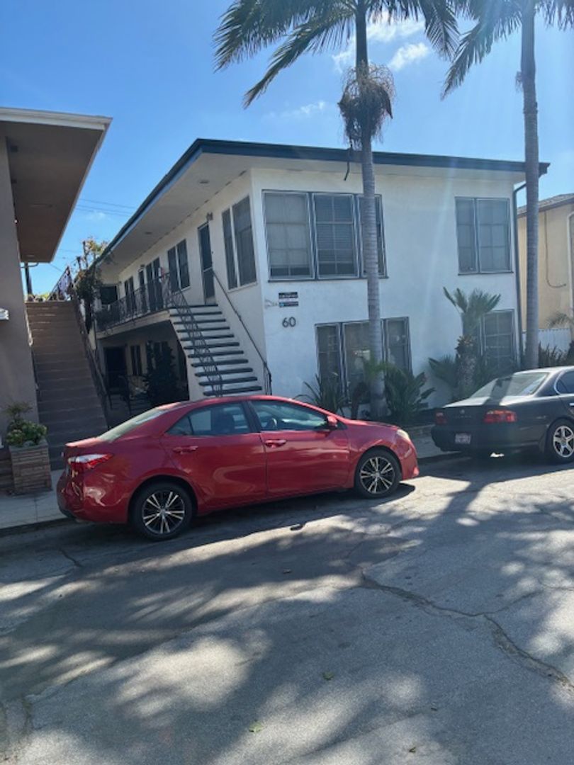 LONG BEACH Apartment: 60 BELMONT AVE.