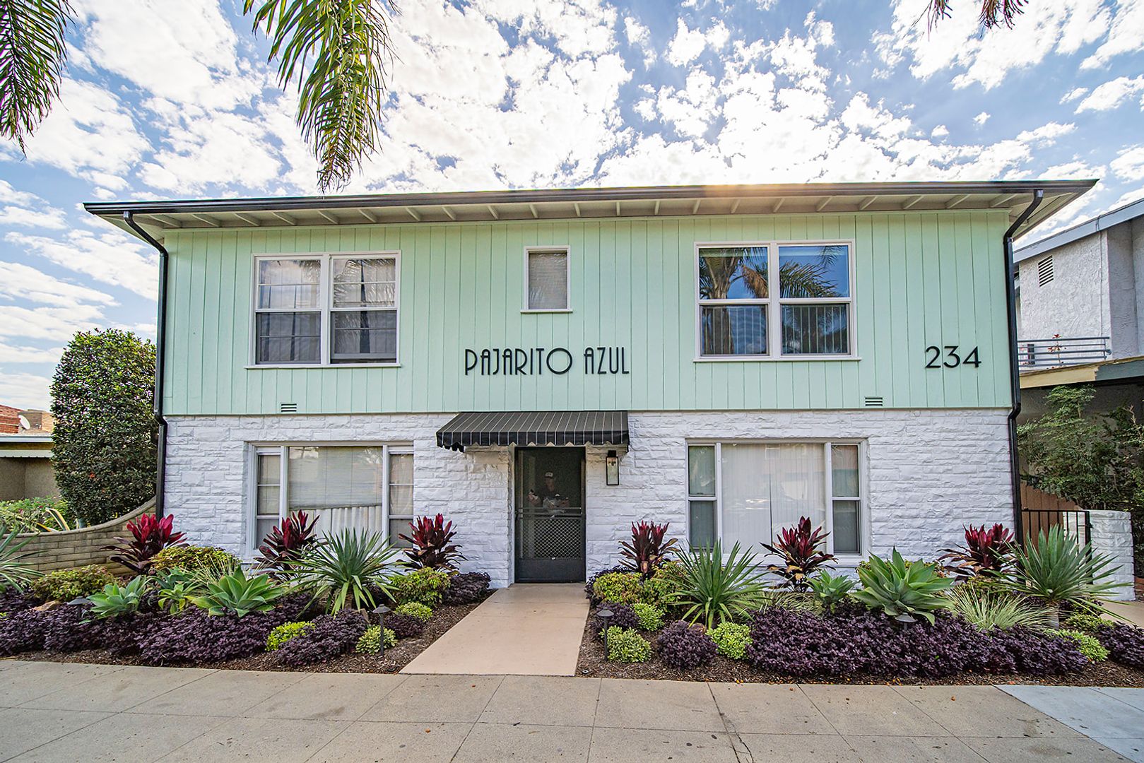LONG BEACH Apartment: 234 TERMINO AVE