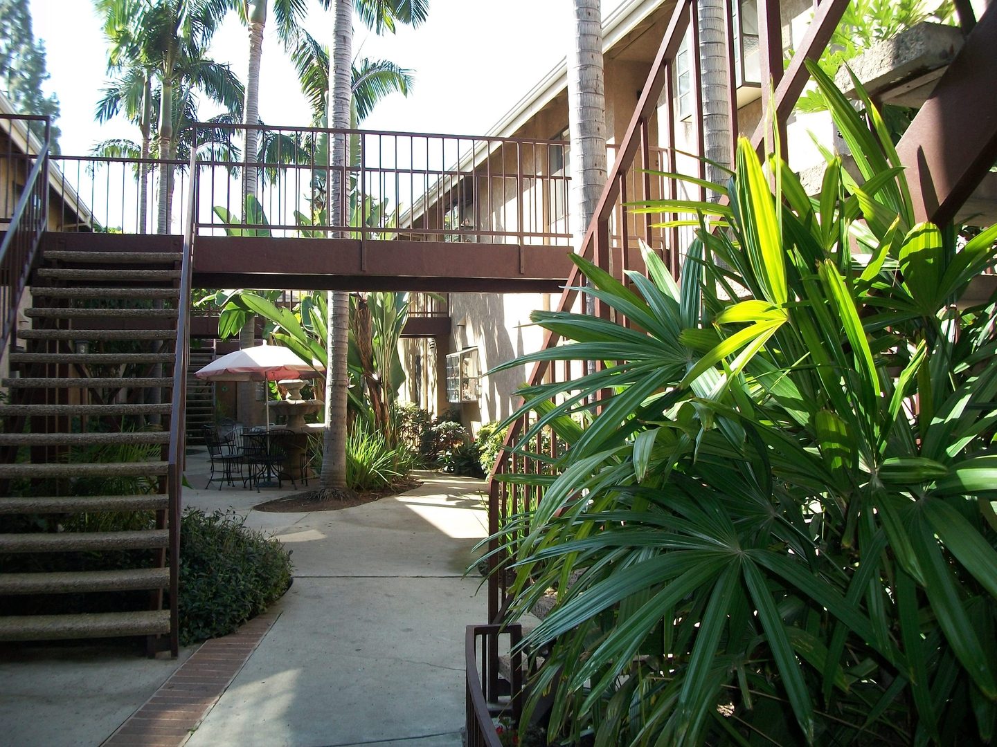 WHITTIER Apartment: 12512 PENN STREET