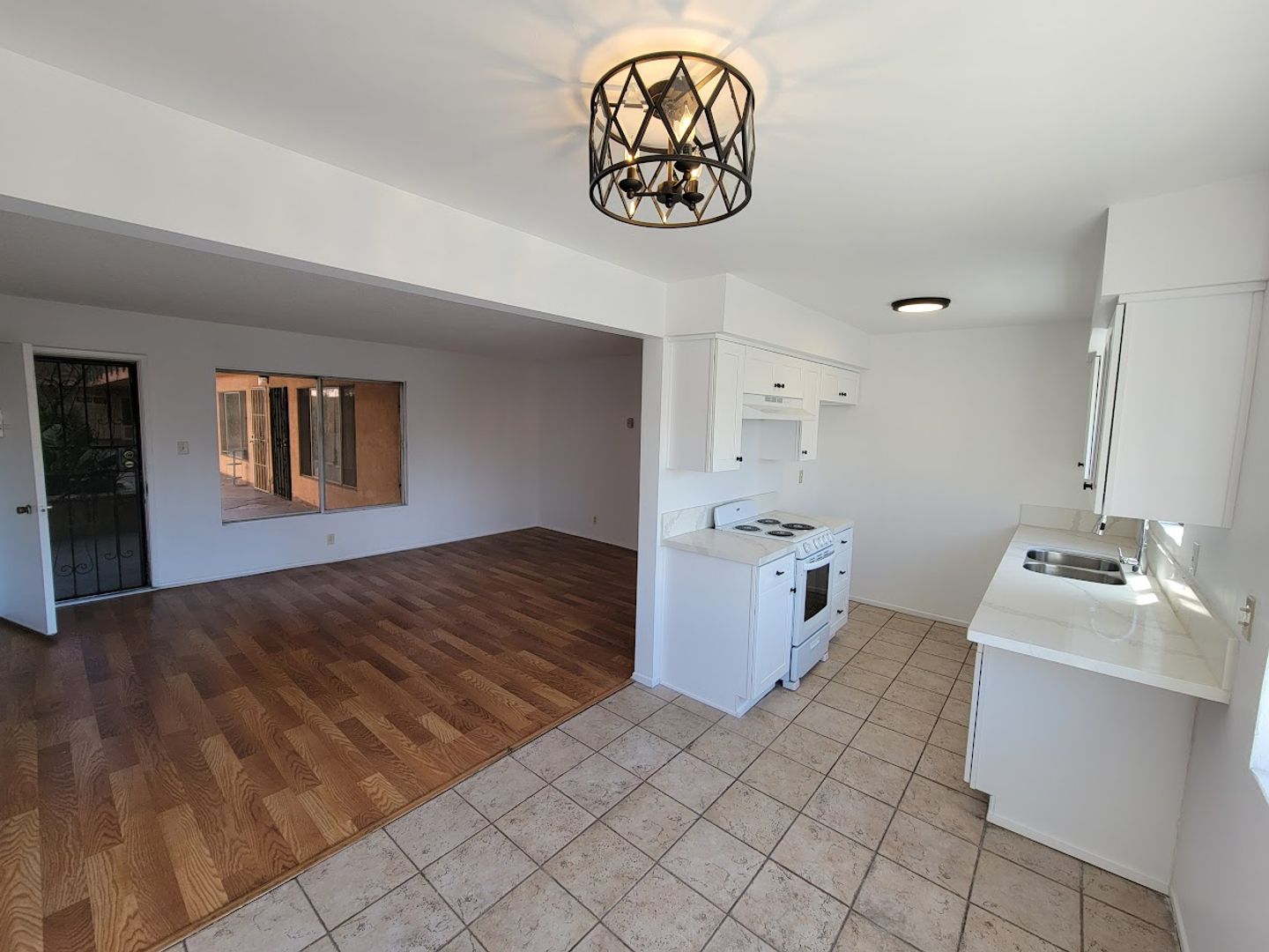 LONG BEACH Condo: 335 CEDAR AVE #108