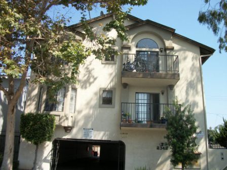 LONG BEACH Apartment: 2342 CEDAR AVE.