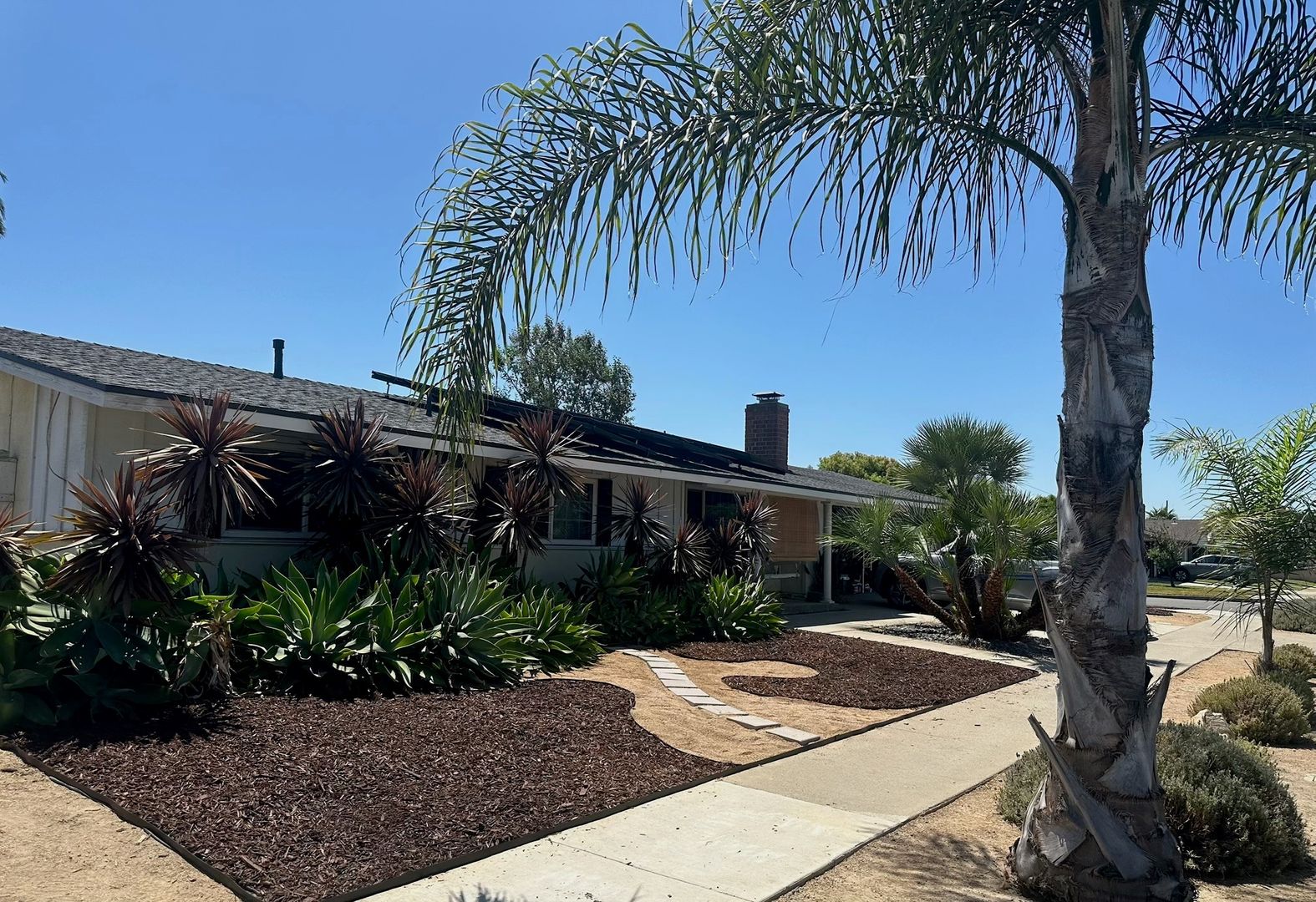 CYPRESS House: 8772 SUMNER PLACE