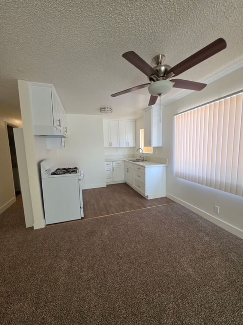 MONTEBELLO Apartment: 423 S. 6TH STREET