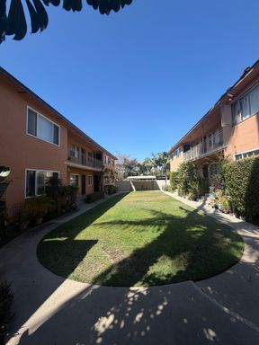 Nice 1 Bedroom in Signal Hill