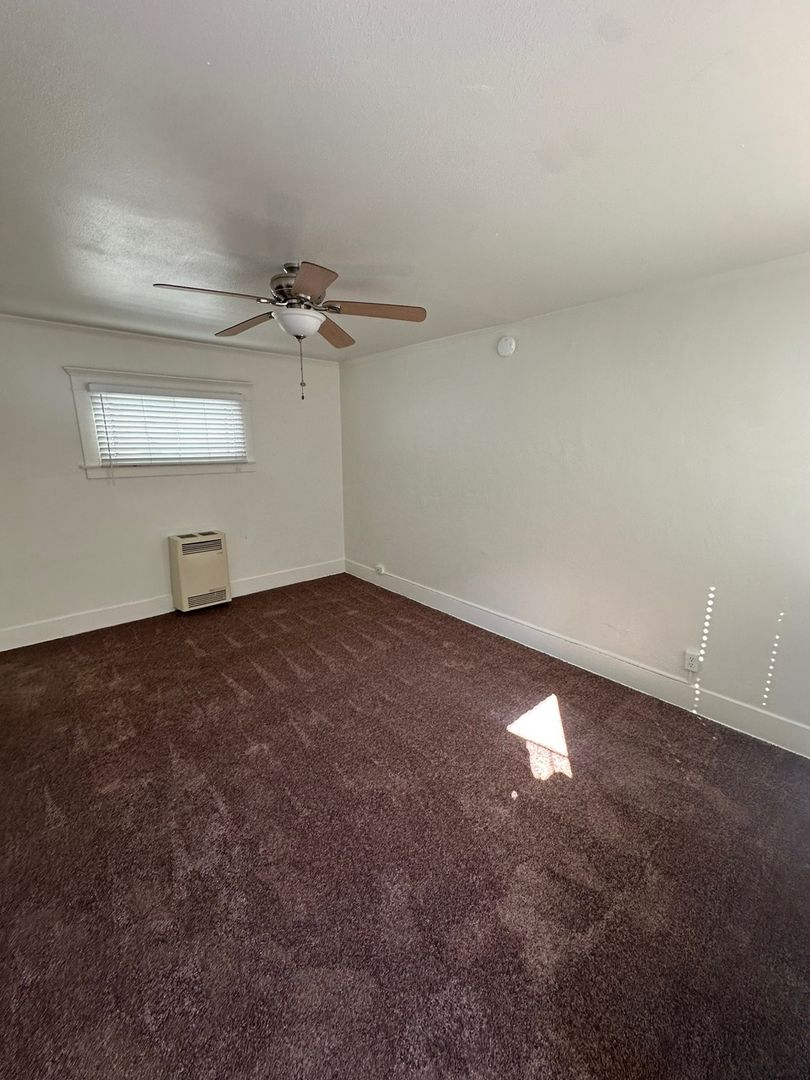 LONG BEACH Apartment: 1151 DAISY AVE