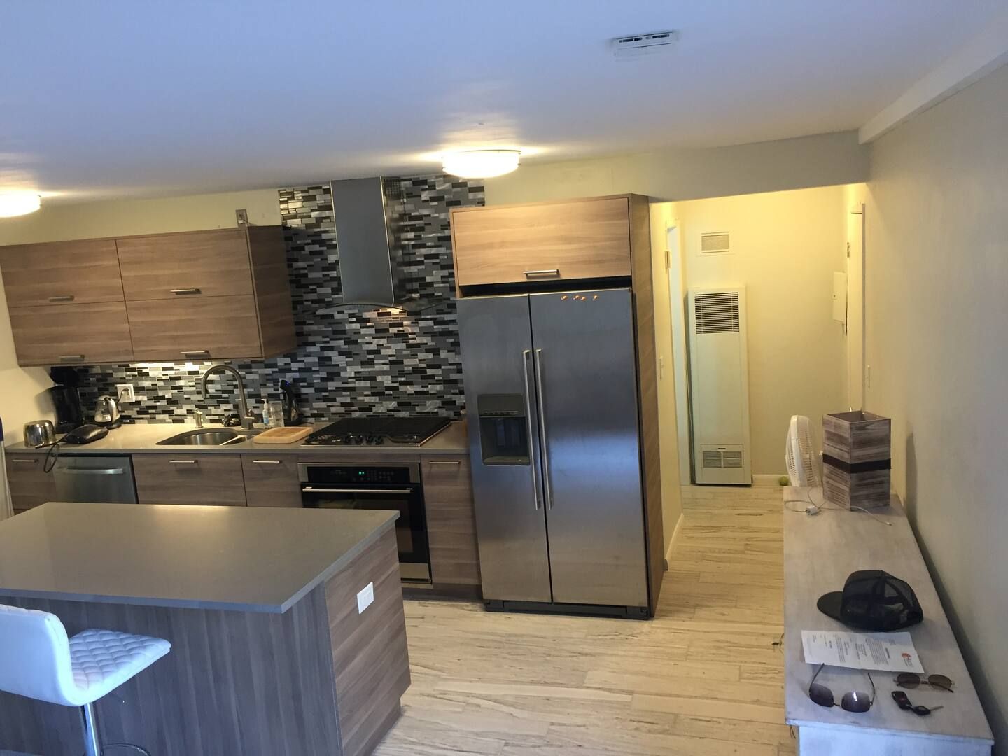San Diego Apartment: 2055 Albatross St