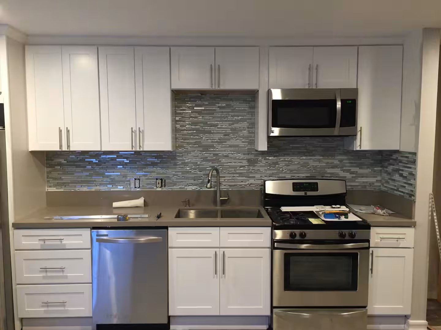 San Diego Apartment: 2055 Albatross St