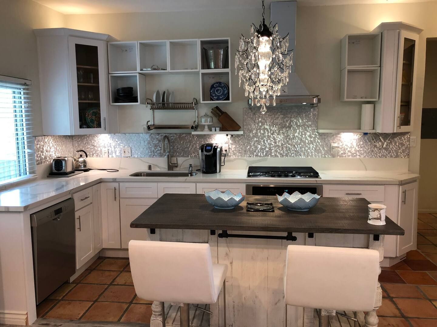 San Diego Apartment: 2055 Albatross St