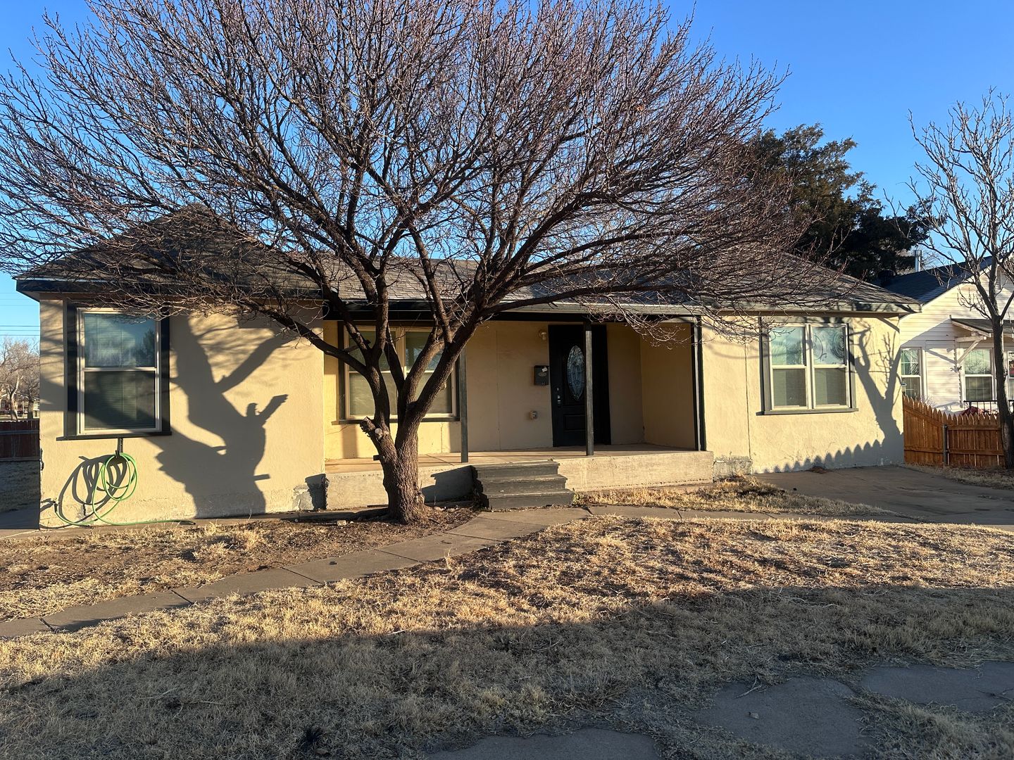 Canyon House: 1101 7th Avenue