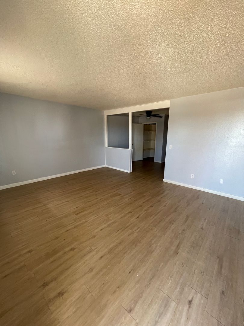 Amarillo Apartment: 5700 Canyon Dr