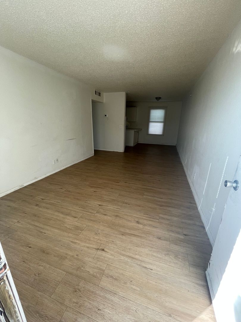Amarillo Apartment: 4710 SW 57th