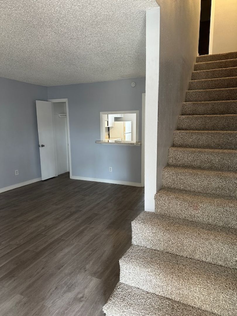 Amarillo Apartment: 4301 SW 51st Avenue