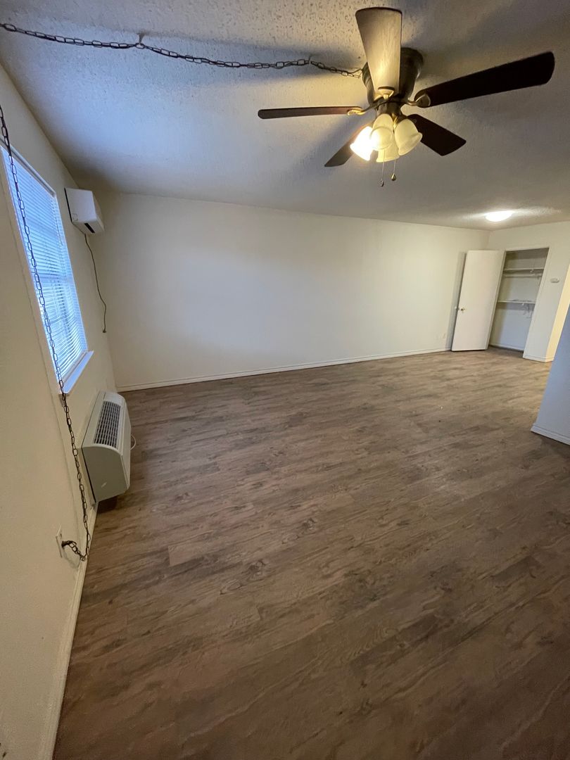 Amarillo Apartment: 5700 Canyon Dr