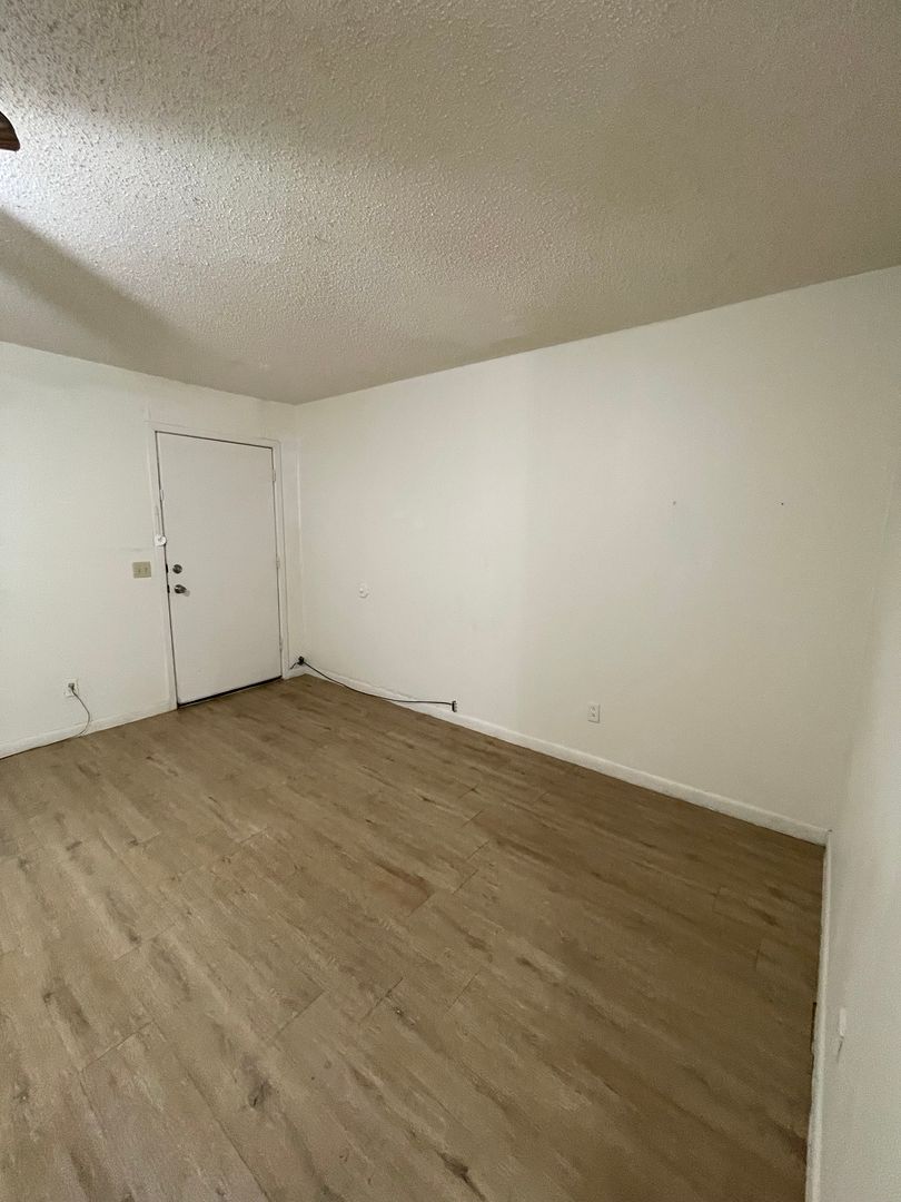 Amarillo Apartment: 5700 Canyon Dr