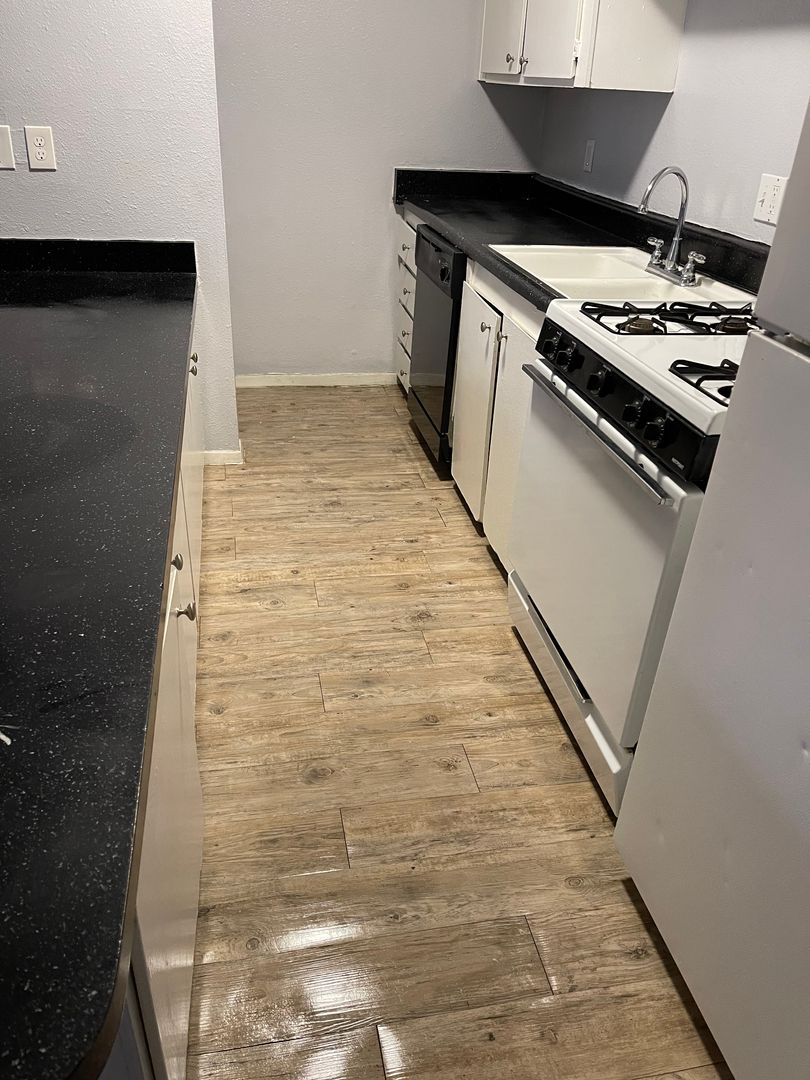 Amarillo Apartment: 4301 SW 51st Avenue