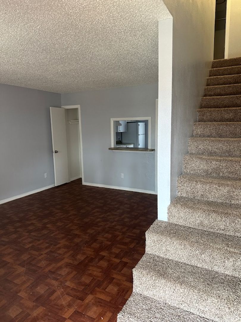 Amarillo Apartment: 4301 SW 51st Avenue