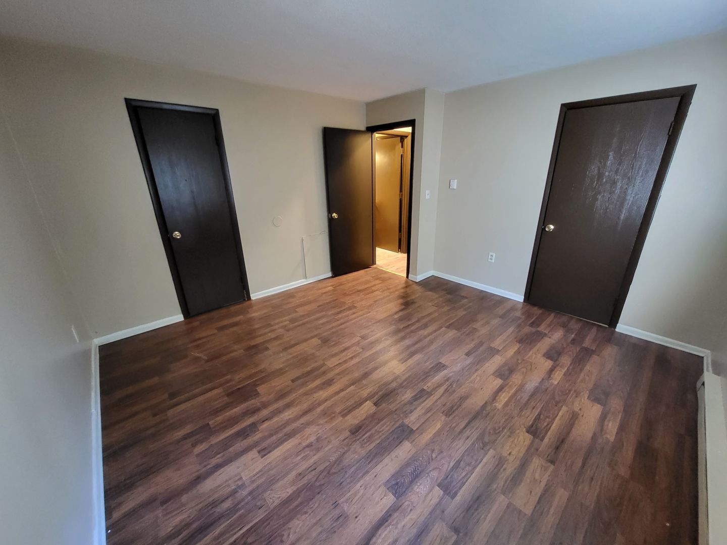Harrisburg Apartment: 6175-6185 Hocker Drive