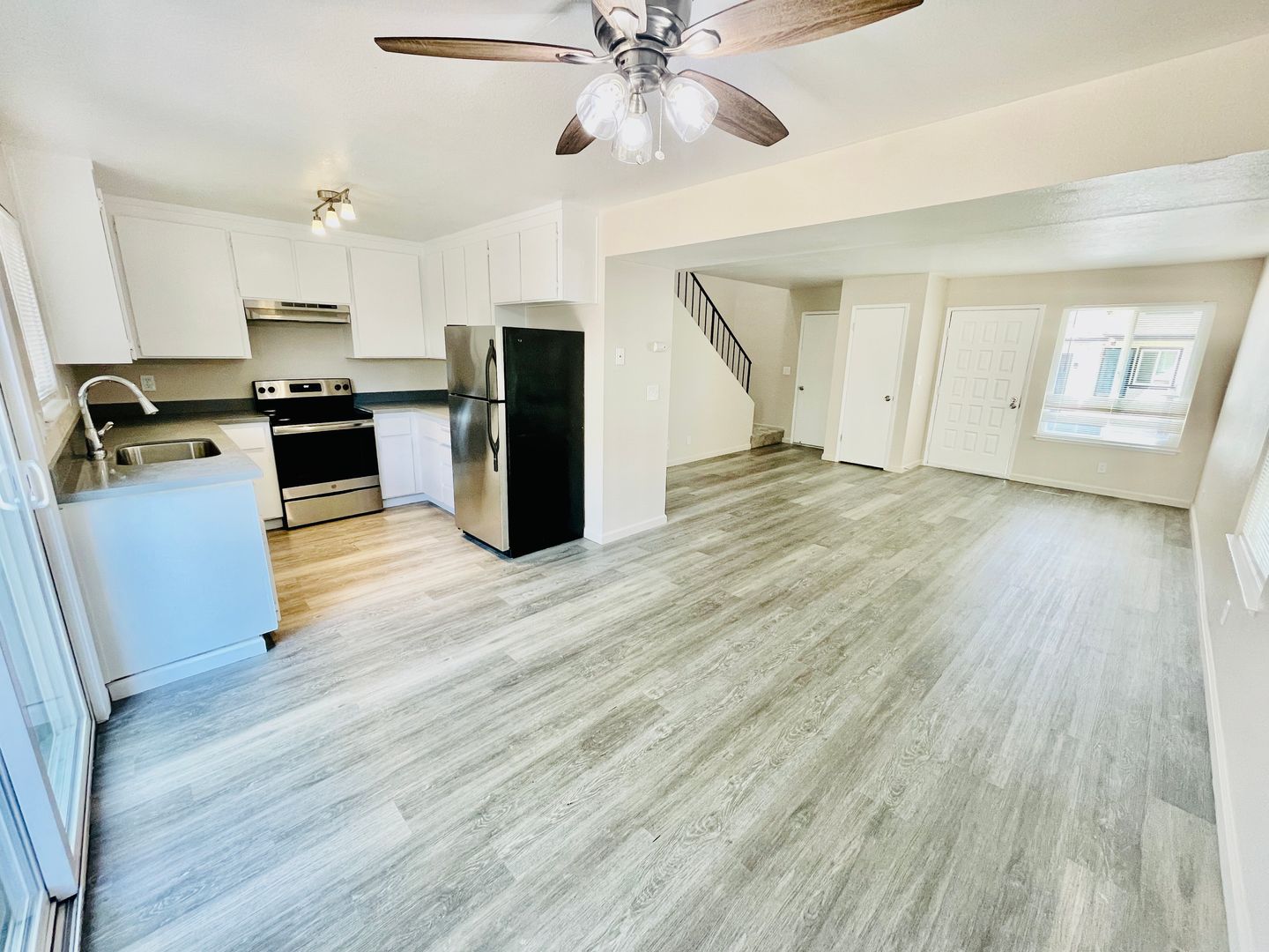 Gilroy Apartment: 8101 Kelton Drive