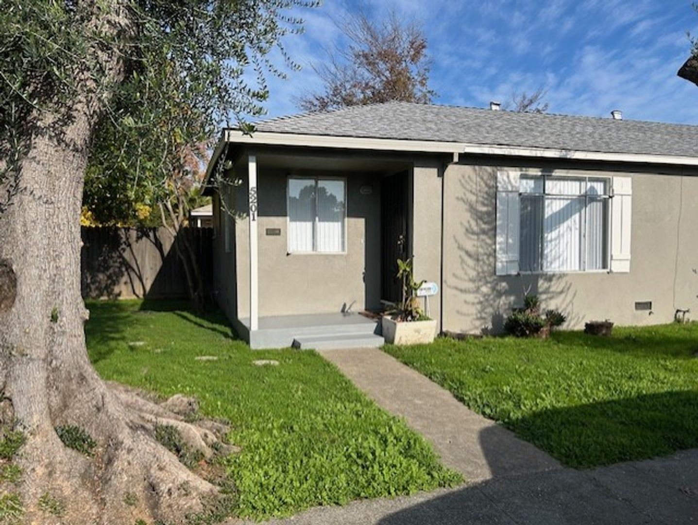 Sacramento Apartment: 11th Ave