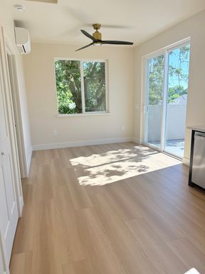 2811 37th Ave. – photo 1