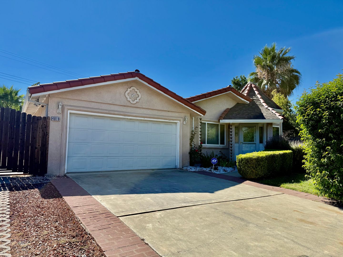 Sacramento House: 4019 Norris Ave.