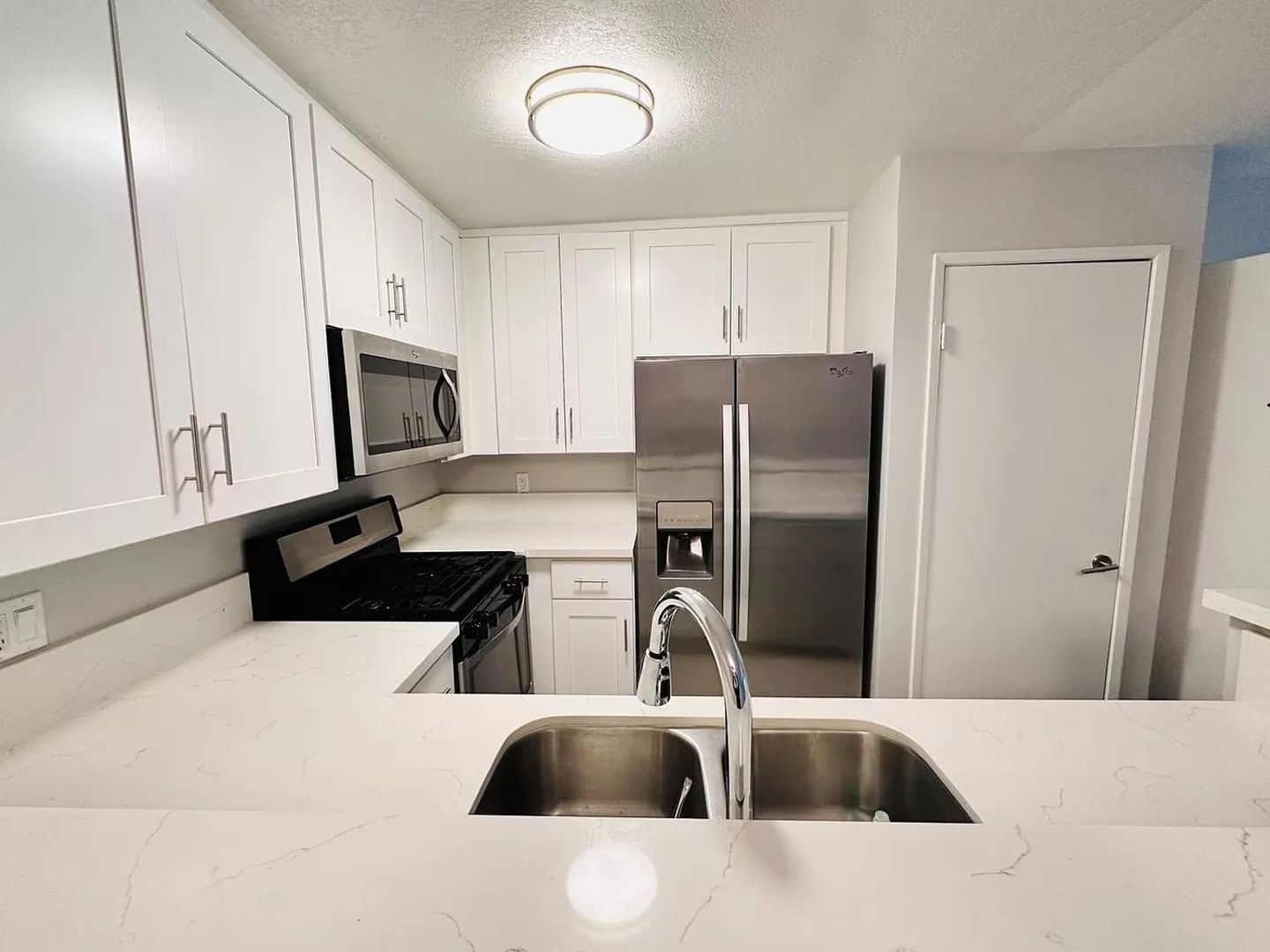 Los Angeles Apartment: 2110 S. Bentley Avenue