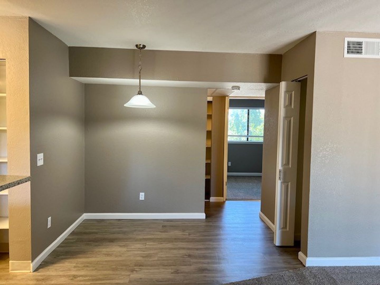 Citrus Heights Apartment: 5900 Sperry Dr