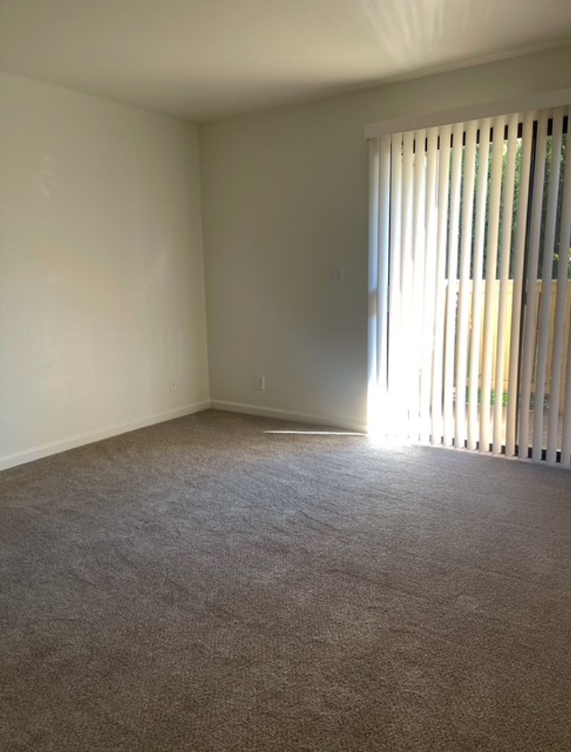 Roseville Apartment: 720 Sunrise Ave