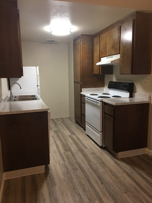Yuba City Apartment: 1572 Heather Dr