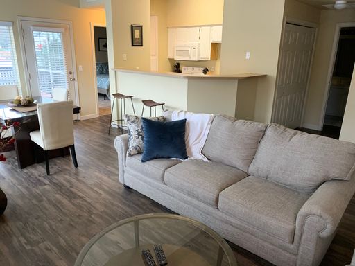 2 Bedroom/1 Bathroom with Convenient Jack & Jill Bathroom - Large Patio and Great Storage! – photo 1
