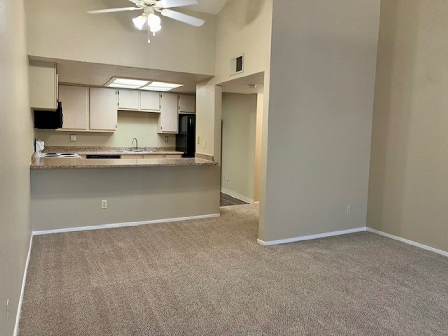 Citrus Heights Apartment: 7747 Greenback Ln